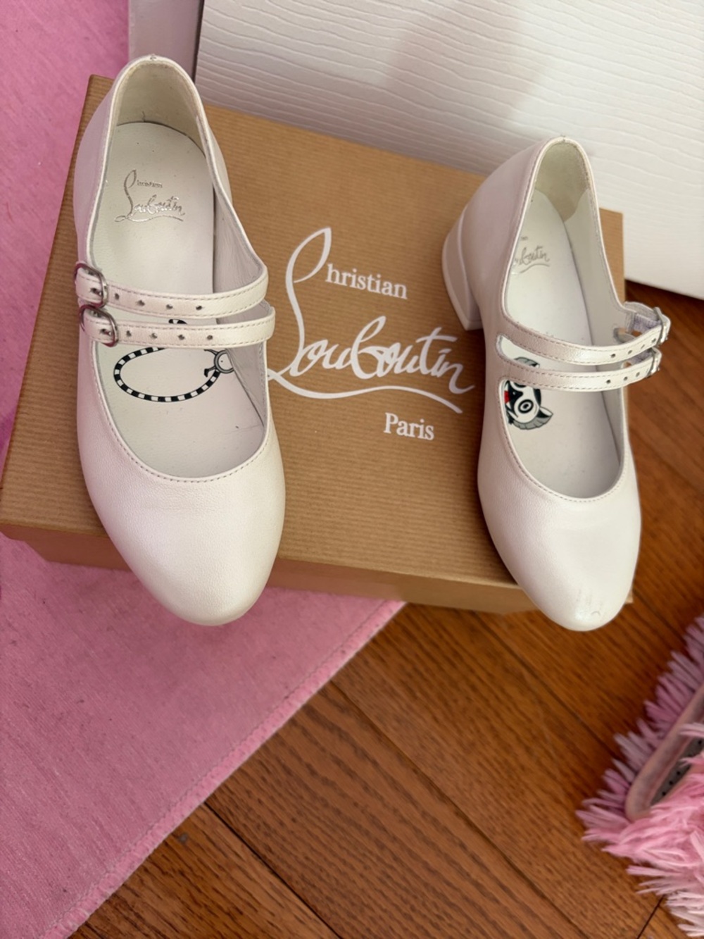 GIRL Christian Louboutin White Leather Double Strap Mary Jane with Red Sole - Picture 2 of 4